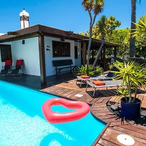 Ana Villa Costa Teguise