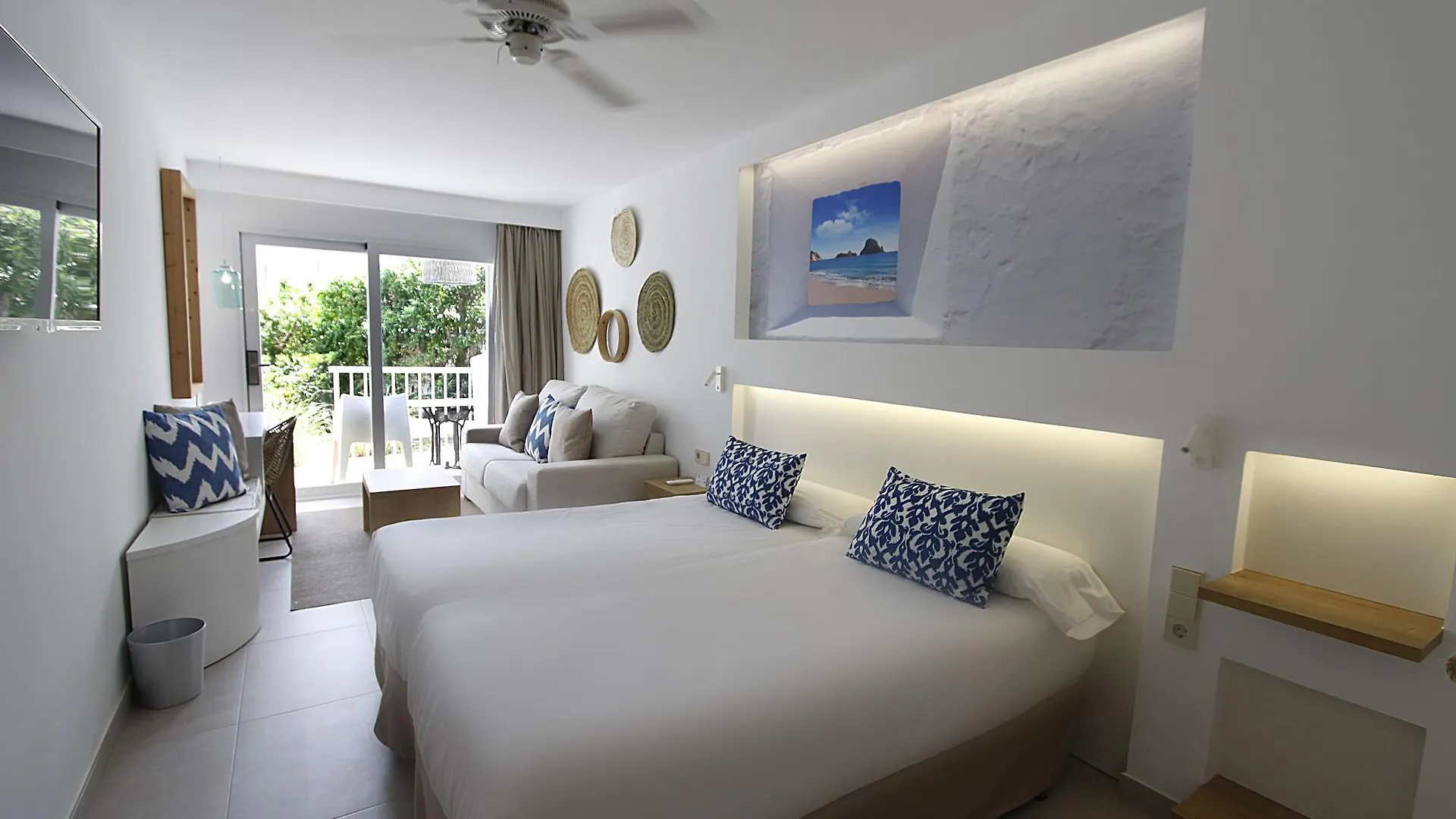 Bg Portinatx Beach Club Hotel Spain