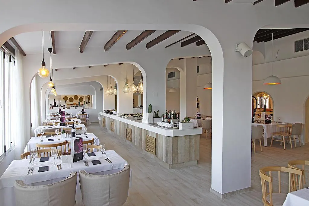 Bg Portinatx Beach Club Hotel